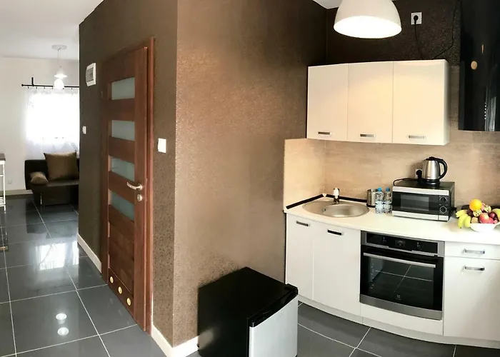 Проживание в семье Marlin - Nad Morzem *